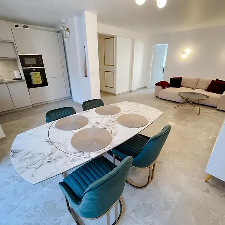 Apartment De Luxe Climatise, Parking & 2 Balcons Villefranche-sur-Mer
